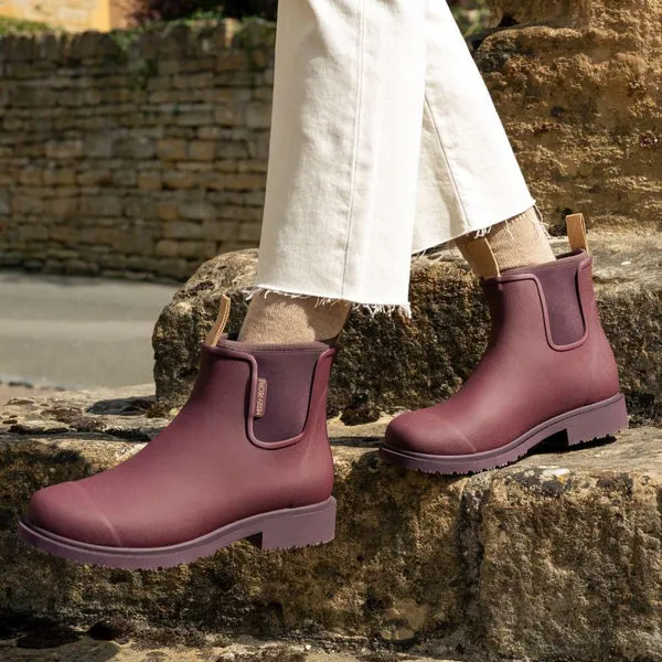 Bobbi Regenstiefel in Dunkelkirsch von Merry People