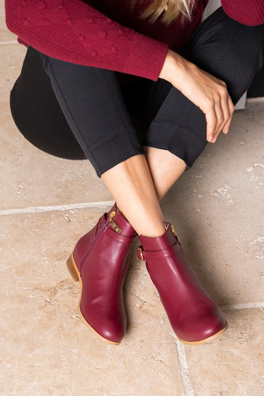 Ceres Veganer Stiefel aus recyceltem Getreideleder | Rot
