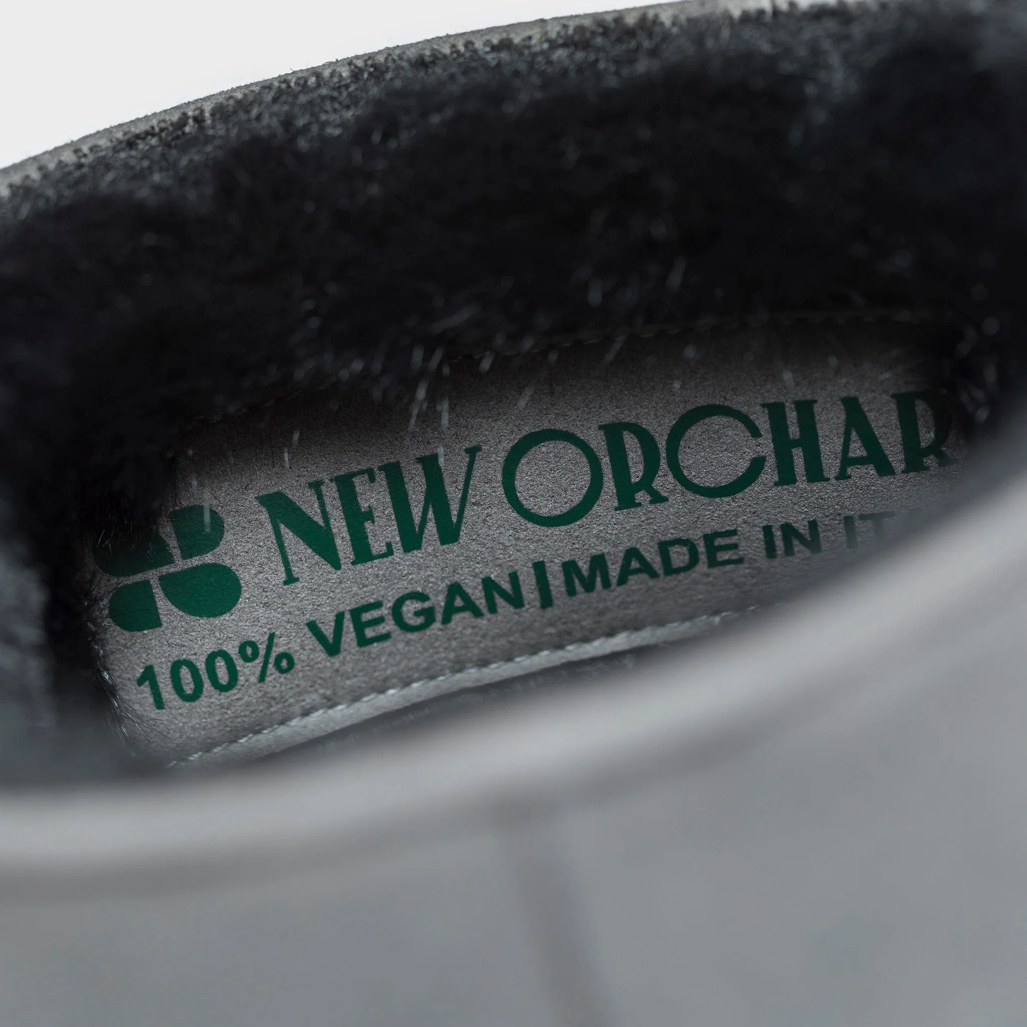 Klassische Unisex Vegane Kurzstiefel mit Kunstfellfutter | Mehrere Farben