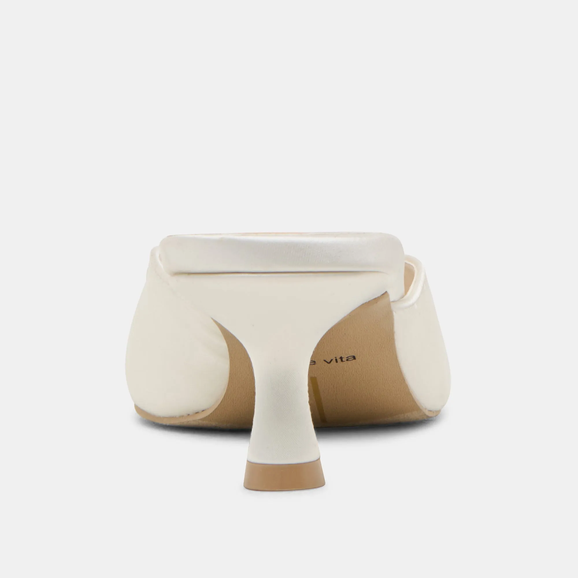CLEO ABSÄTZE IN OFF-WHITE SATIN