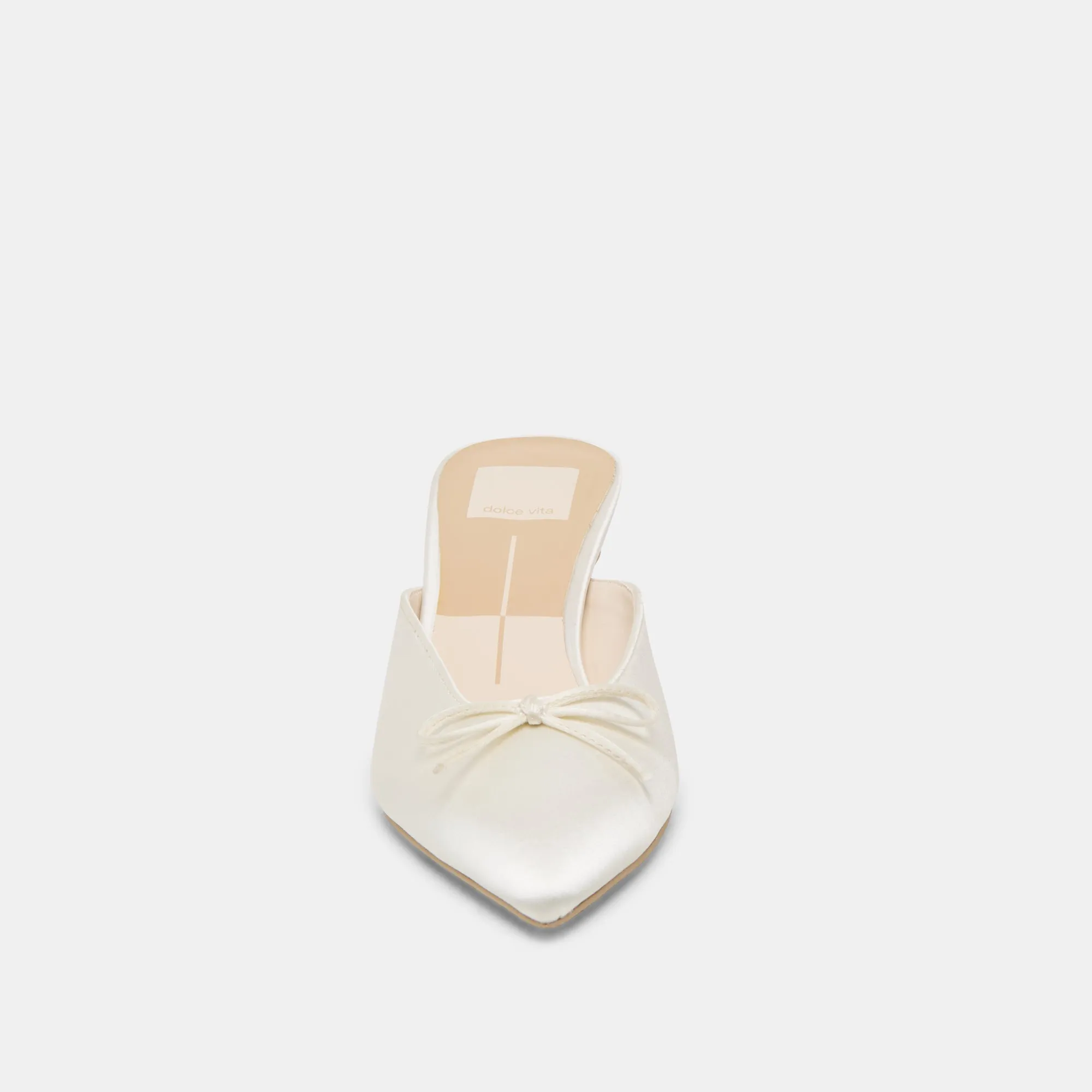 CLEO ABSÄTZE IN OFF-WHITE SATIN