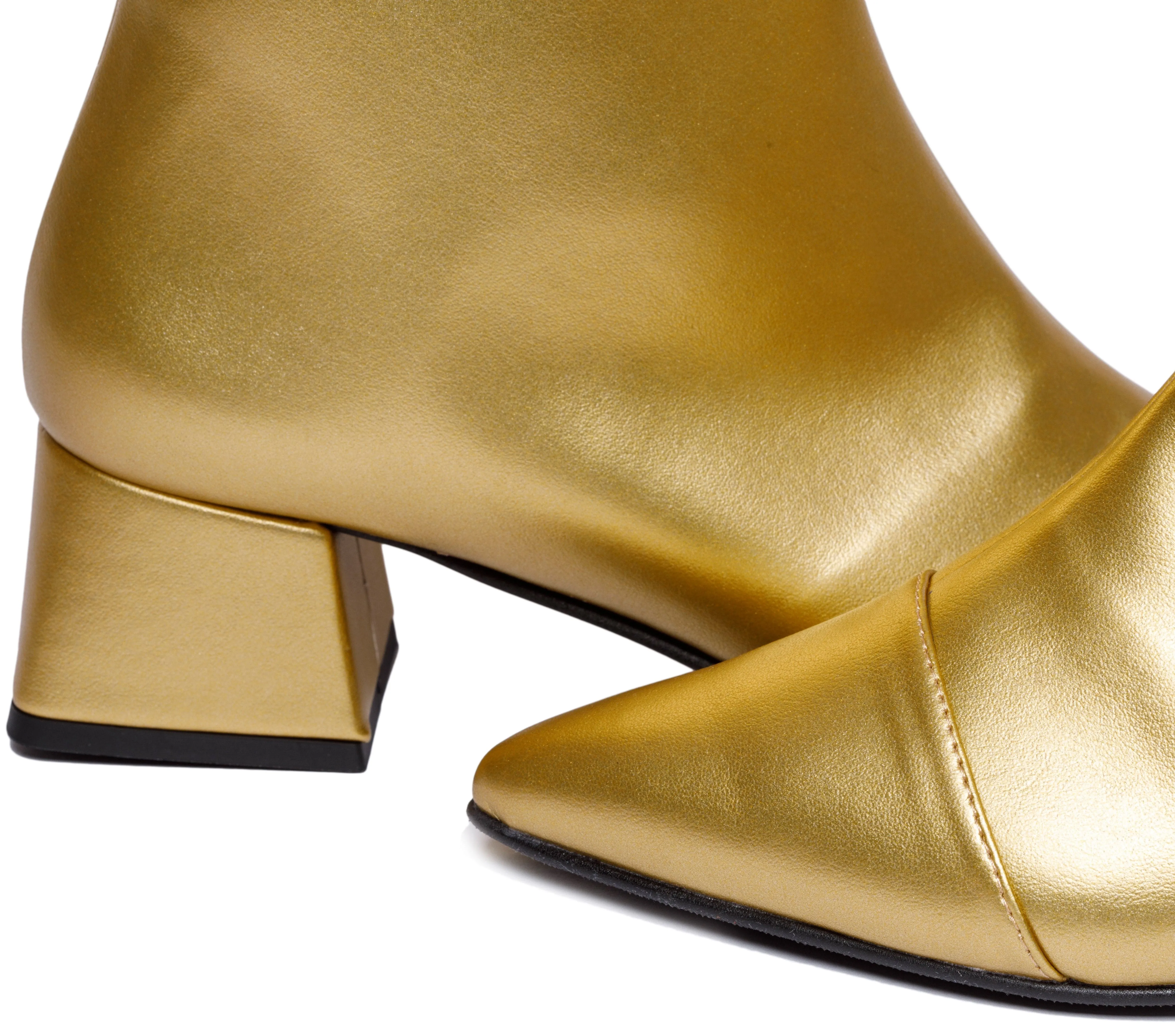 Dahlia Vegane Apfel-Leder Knöchelstiefel | Gold