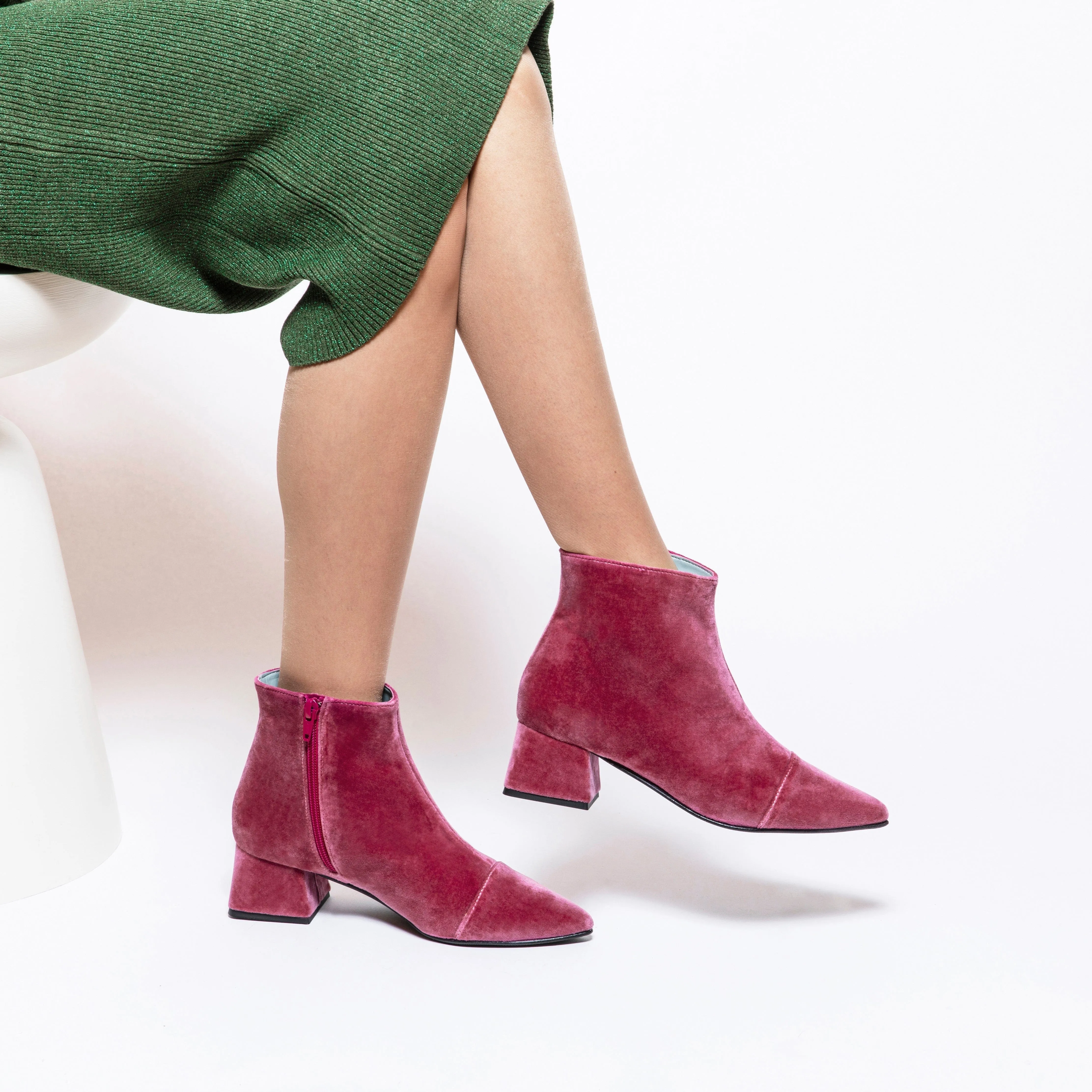 Dahlia Vegan Velvet Knöchelstiefel | Rosa