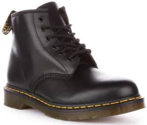 Dr. Martens 101 YS in schwarzen Schuhen Dr. Martens