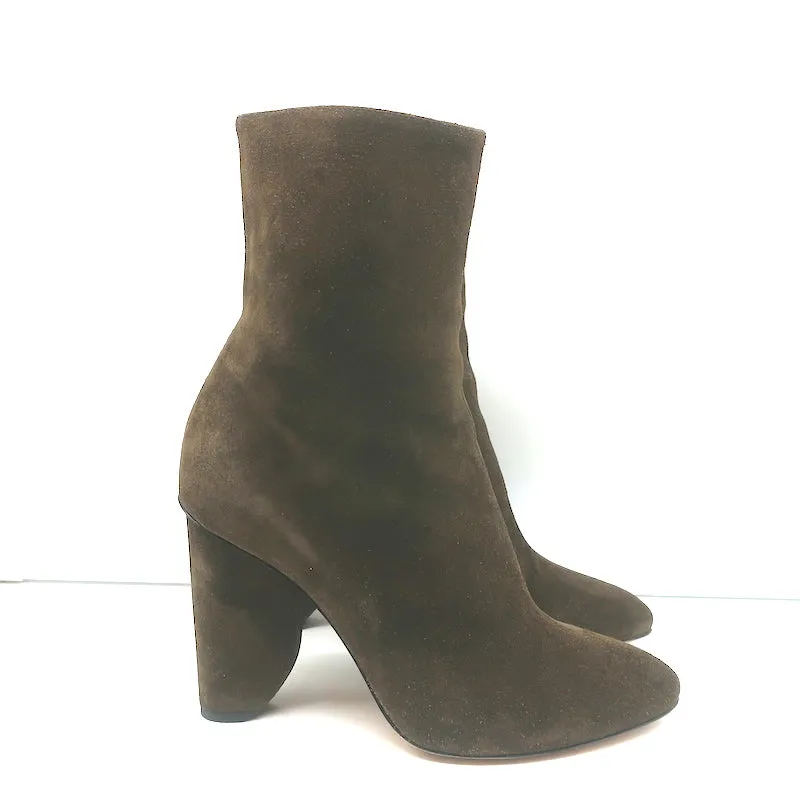 Dries Van Noten Stiefel mit gebogener Absatz Olive Wildleder Größe 41