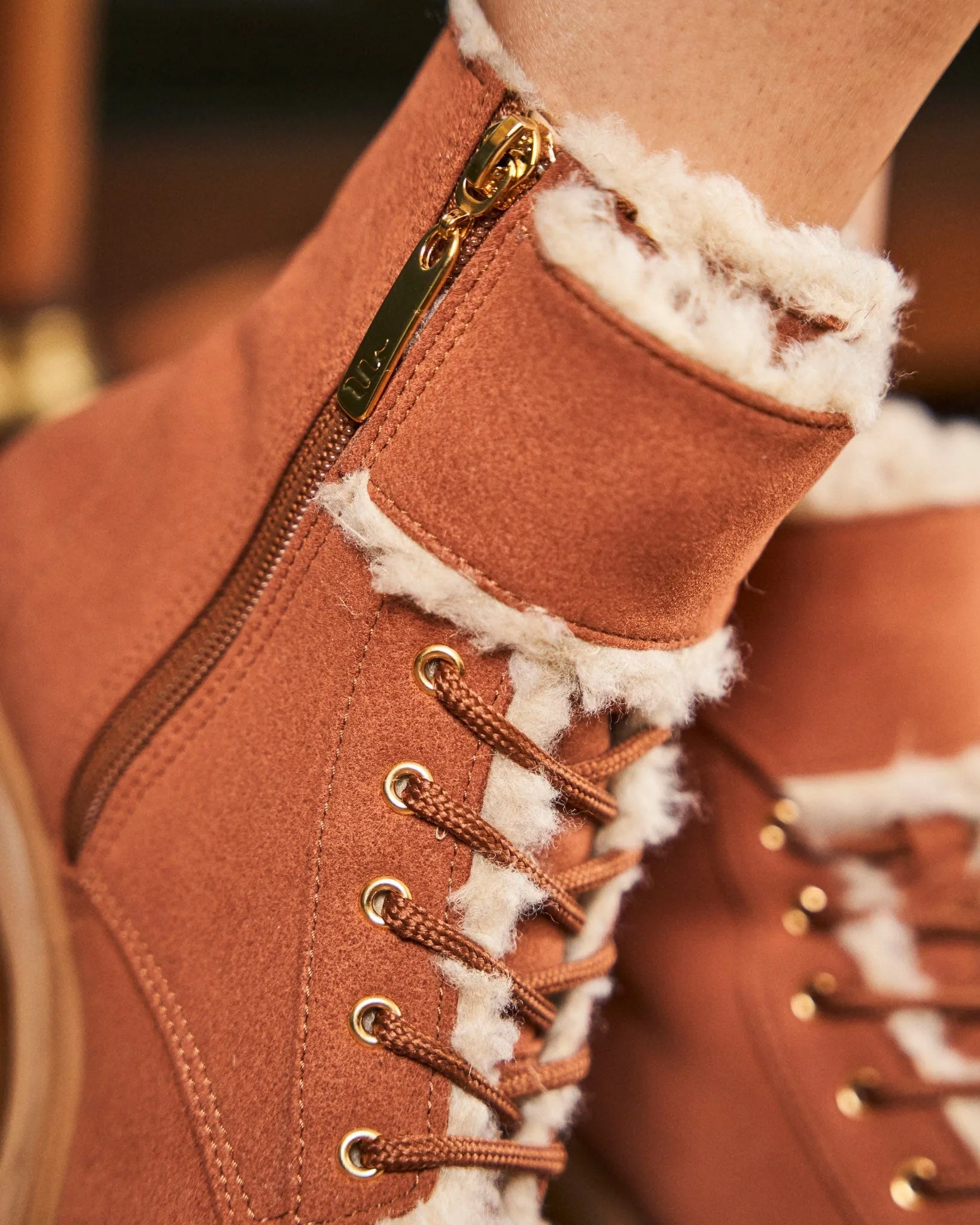 Durham Recycelte Vegane Wildleder Stiefel | Expresso