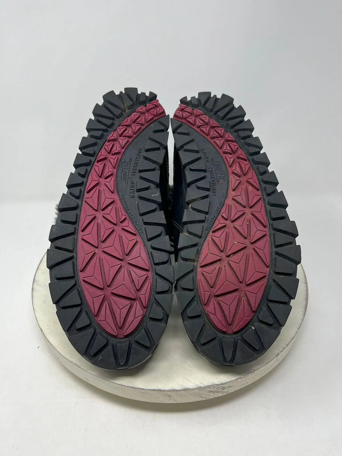 Erdgröße 10 Stiefel aus Wildleder & Kunstpelz in Schwarz & Grau