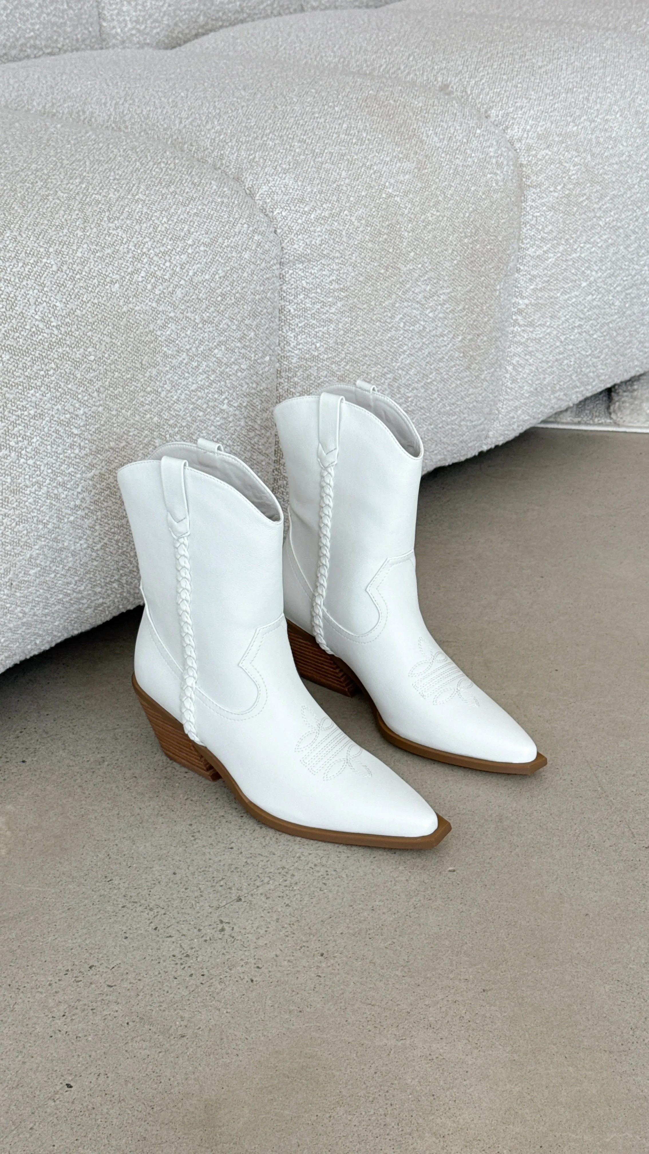 Ellenora Boots - Knochen