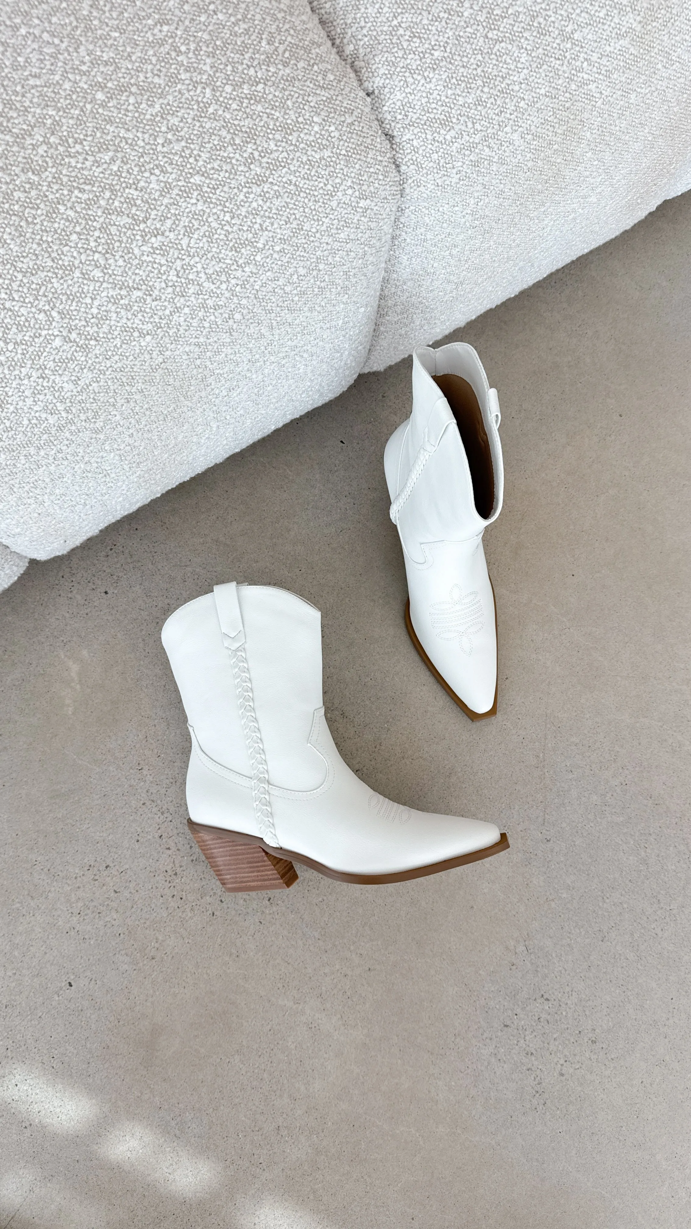 Ellenora Boots - Knochen
