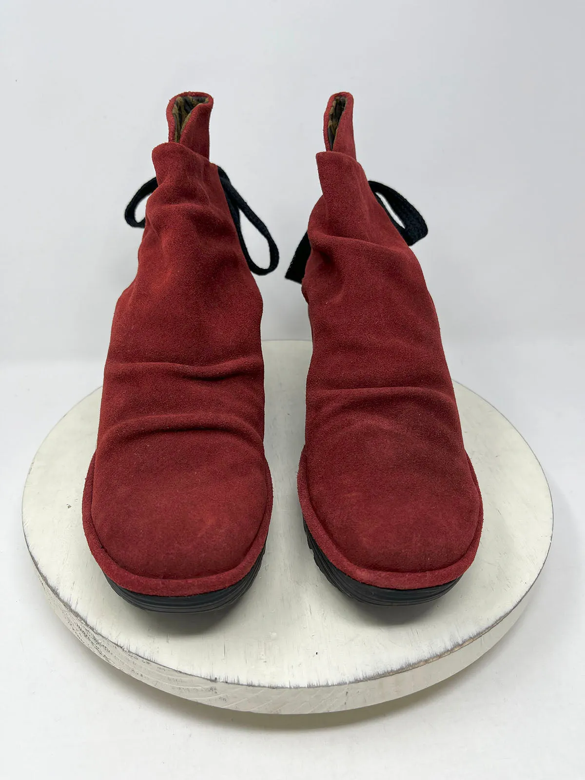 Fly London Größe 9 (40) Bordeaux Bootie NWOB NWT