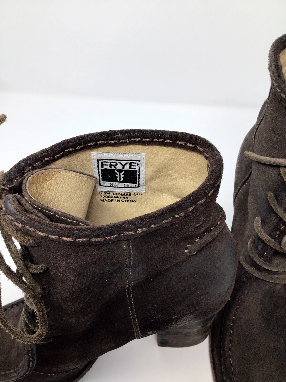 Frye Größe 8,5 Braune Wildleder Knöchelstiefel