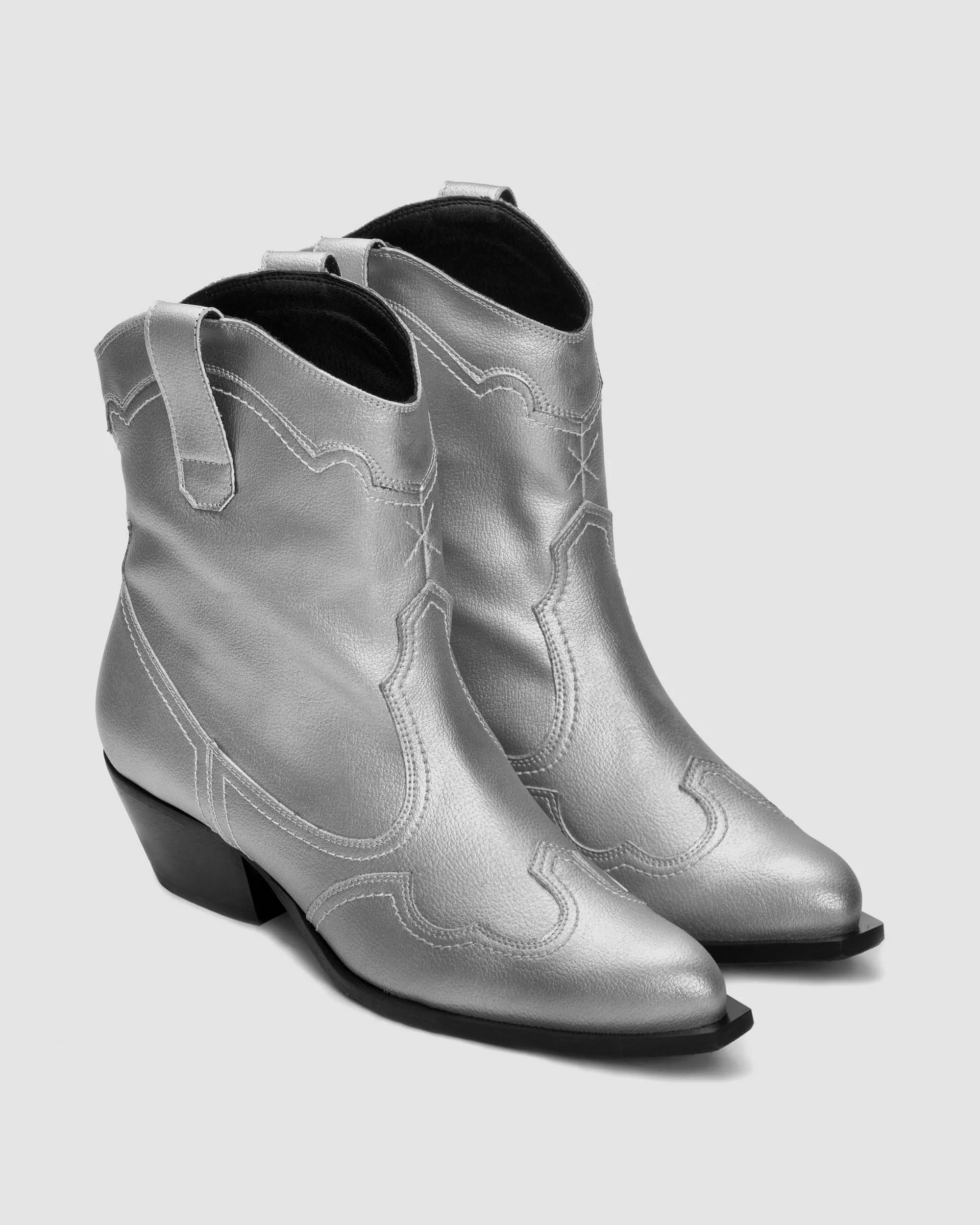 Metallic Grape Leder Stitchy Vegane Cowboy-Stiefel | Silber
