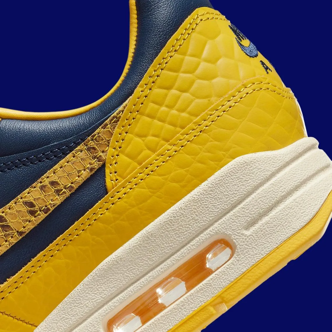 Nike Sneakers Nike Air Max 1 CO.JP Michigan Kopf an Kopf (W)