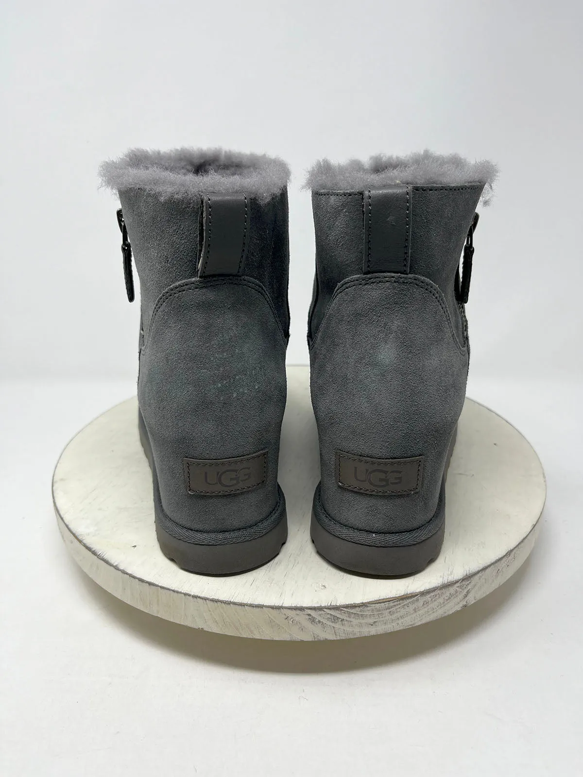 Ugg Größe 10 Graue Wildleder Shearling Keilabsatz Stiefel