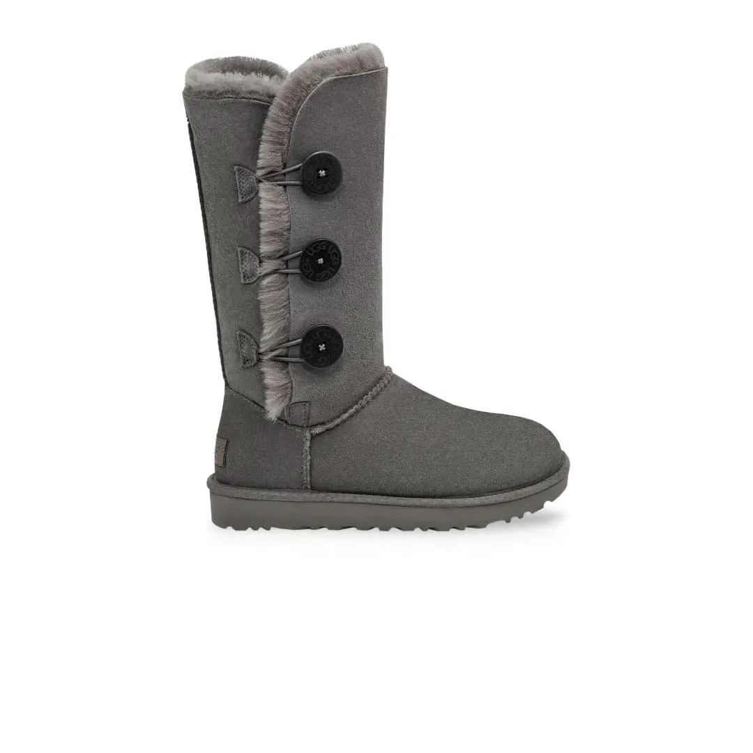 UGG® - Bailey Button Triplet II Stiefel für Damen (1016227-GRAU)