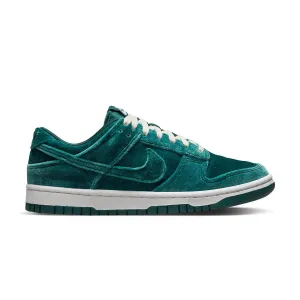Wmns Dunk Low 'Atomares Türkis'